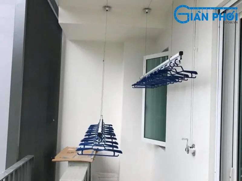 Tại sao nên gọi thợ sửa giàn phơi thay vì tự sửa