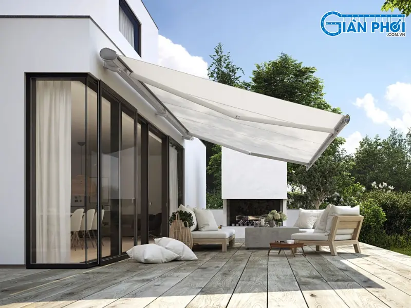 mái hiên biệt thự màu trắng