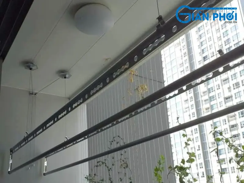 Khi nào nên tự sửa giàn phơi và khi nào cần gọi thợ chuyên nghiệp?