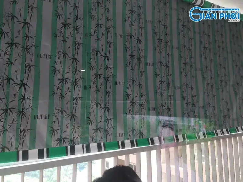 tấm mành bạt che nắng mưa
