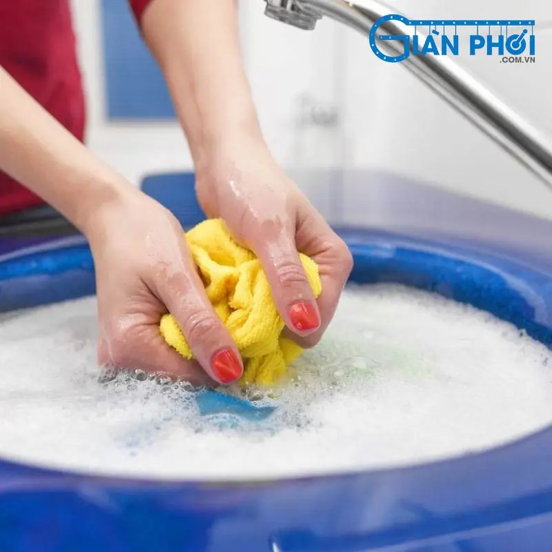 Cách giặt đồ nhung bằng tay, bằng máy giặt đúng chuẩn: Giữ vẻ sang trọng, bền đẹp