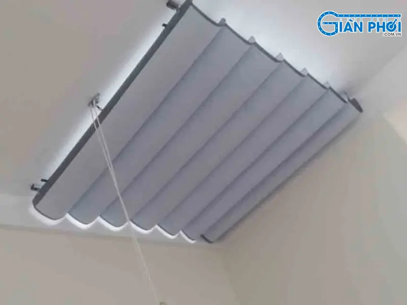 bạt che nắng giếng trời