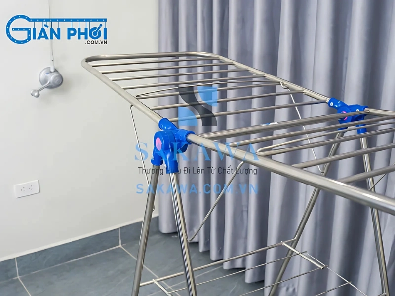 Cây Phơi Đồ Inox Cho Bé: Giải Pháp An Toàn, Bảo Vệ Bé Toàn Diện