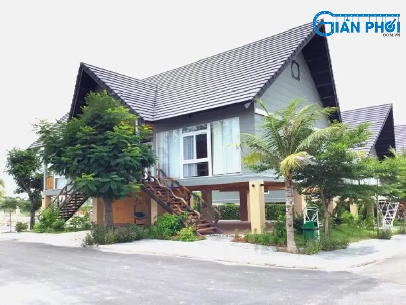 mái hiên nhà thái lợp tôn