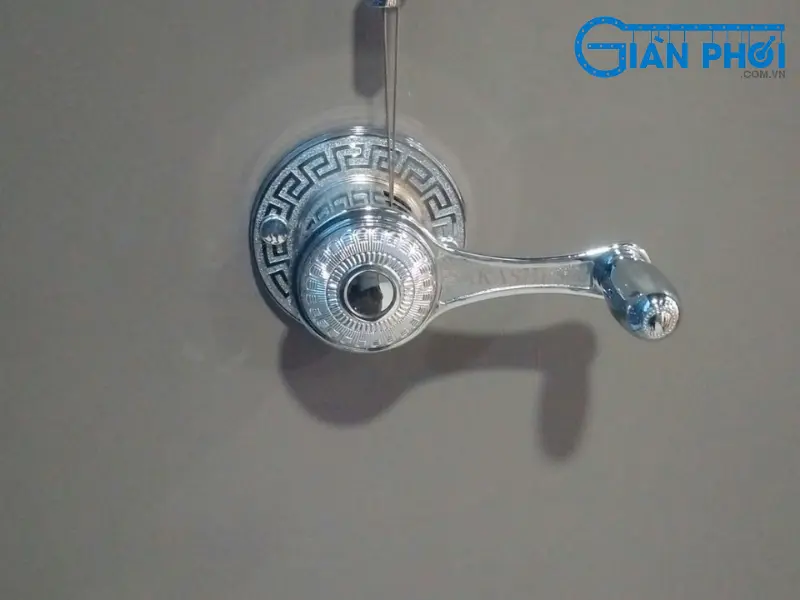 Lưu ý về việc lựa chọn linh kiện giàn phơi thay thế