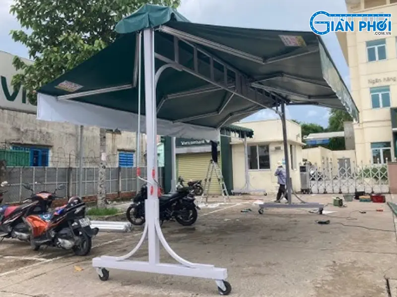 mái che sân trước