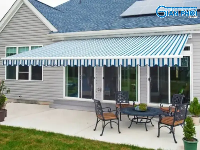 mái hiên nhà mái thái sọc 3 màu