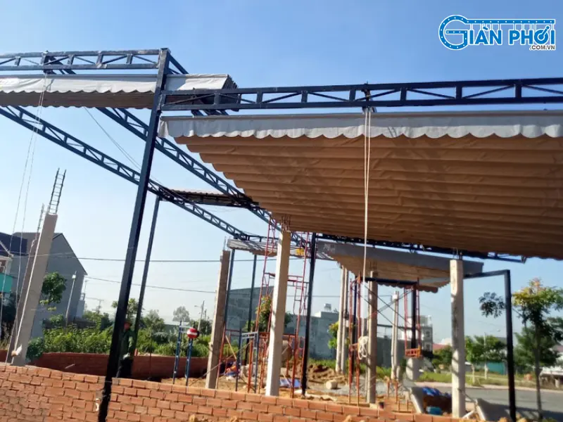 lắp đặt mái xếp quán nhậu, mái xếp quán ăn lắp đặt mái xếp quán nhậu, mái xếp quán ăn