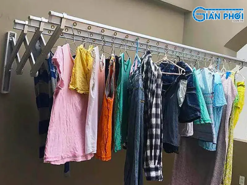 sửa bản lề giàn phơi kéo ngang