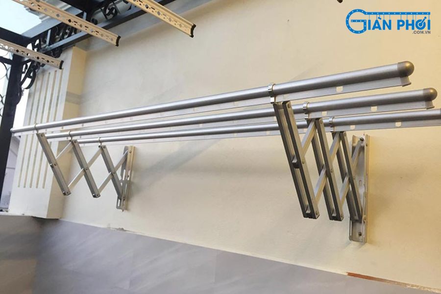 Dịch Vụ Sửa Giàn Phơi Nhôm Gắn Tường Chuyên Nghiệp Tại Nhà