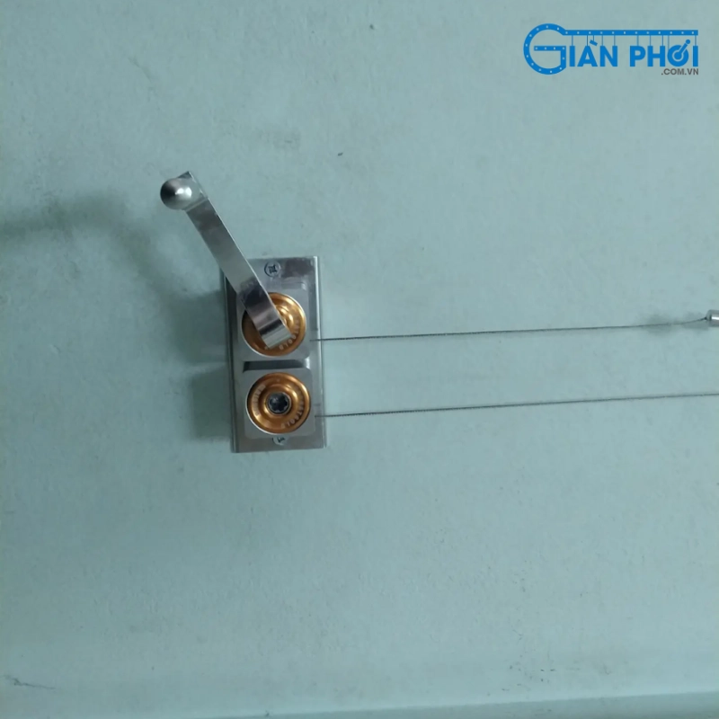 Hình ảnh lắp đặt giàn phơi thông minh Hòa Phát 999b tại nhà khách hàng - Ảnh 2