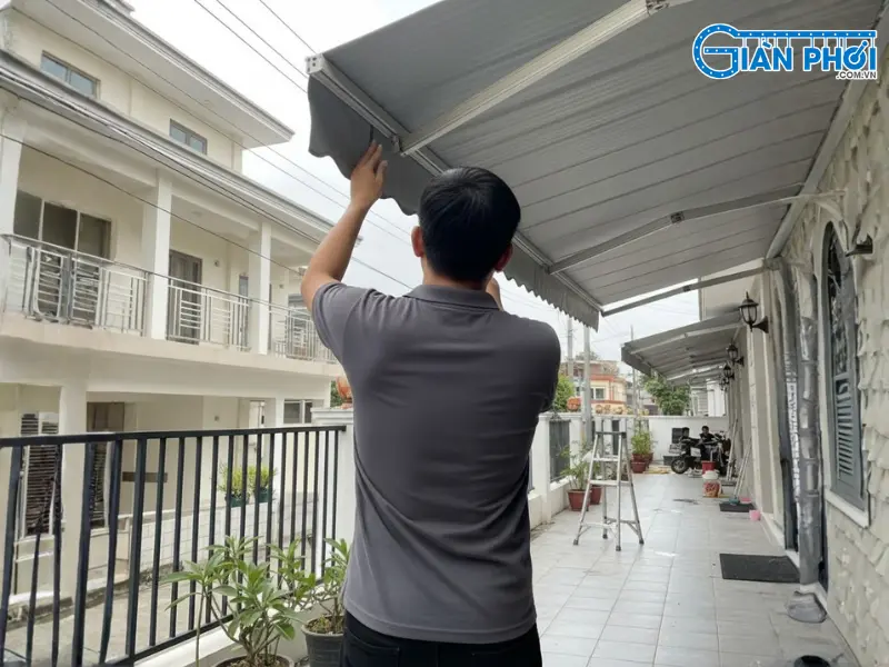 thi công mái hiên theo kích thước yêu cầu thi công mái hiên theo kích thước yêu cầu