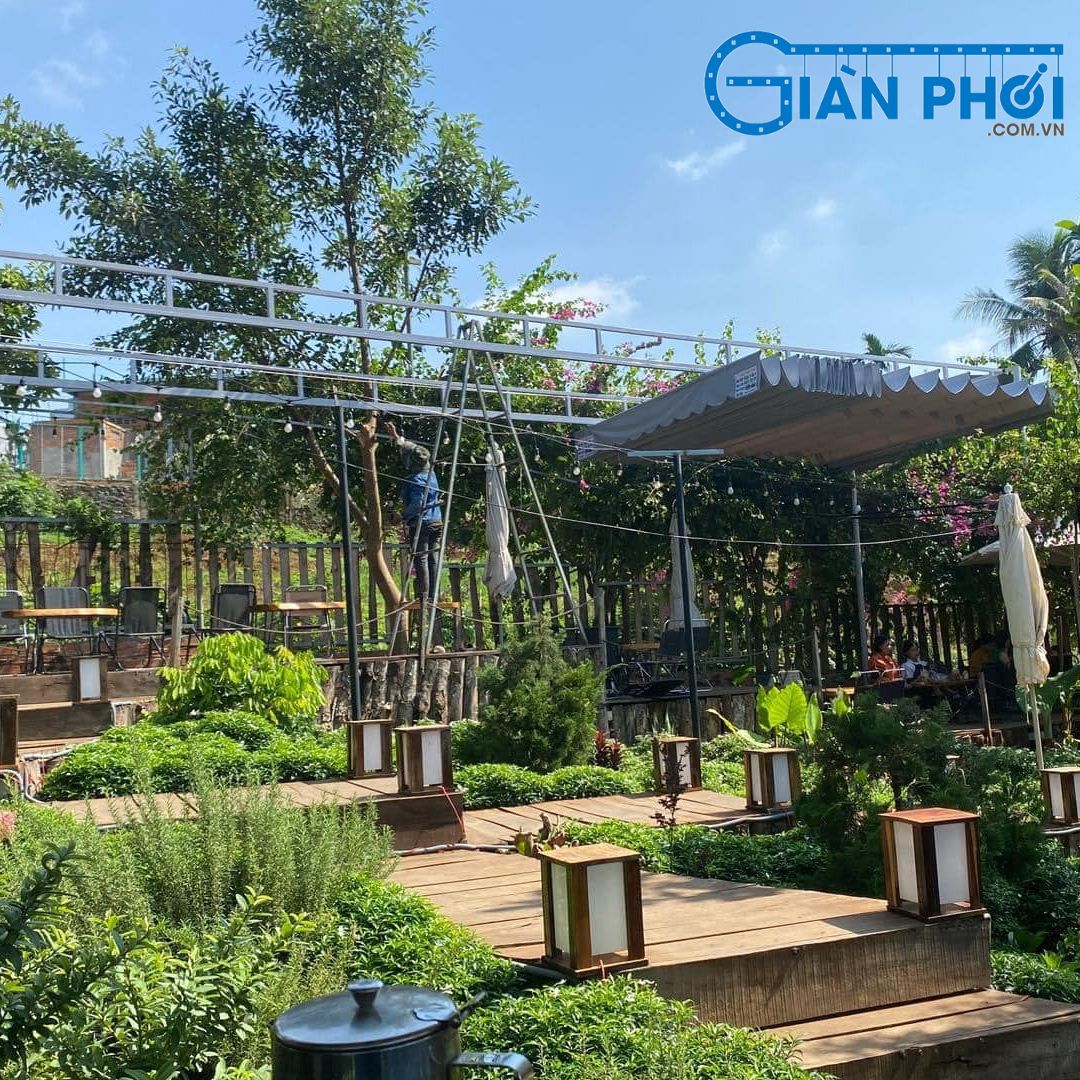 Bạt Che Nắng Sân Vườn
