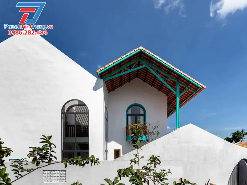 giá làm mái che sân thượng