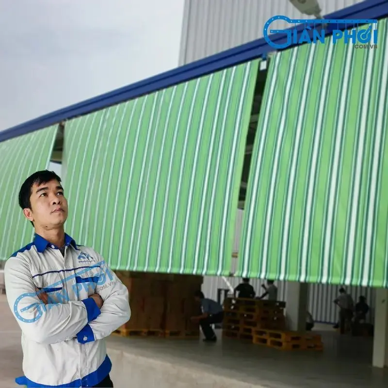 Lưu ý khi lựa chọn và sử dụng bạt che nắng tự cuốn Lưu ý khi lựa chọn và sử dụng bạt che nắng tự cuốn